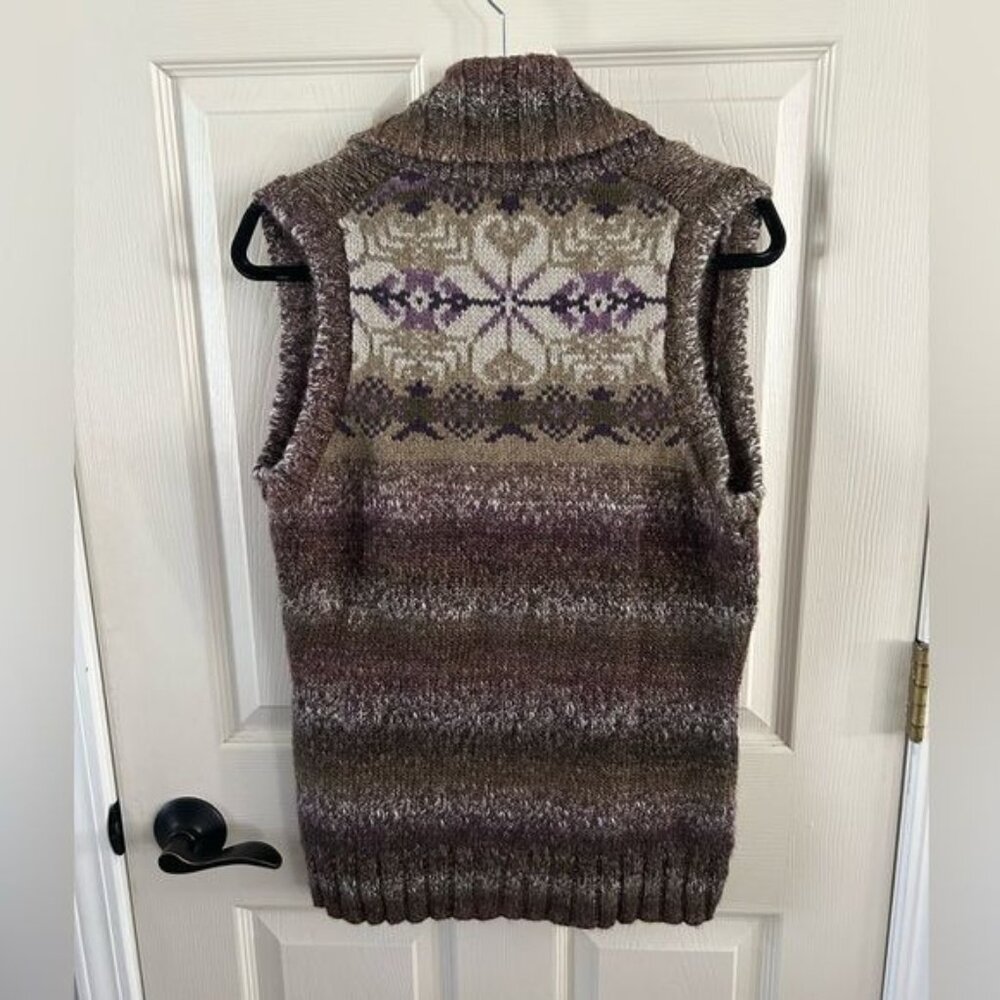 WOOLRICH Kendal Creek Sweater Vest Medium, Shale Button - Picture 12 of 15